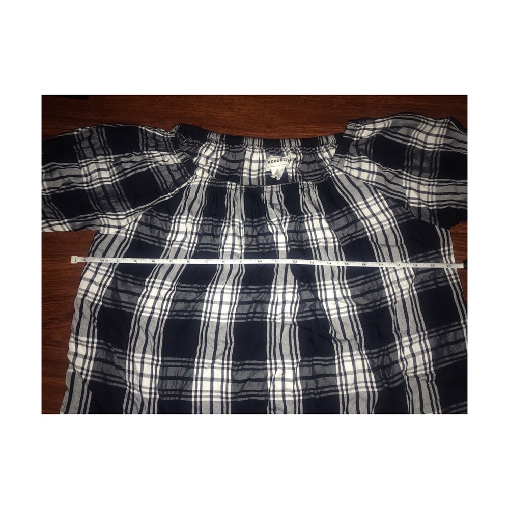 Plaid Ruffled Top - Picture 7 of 7